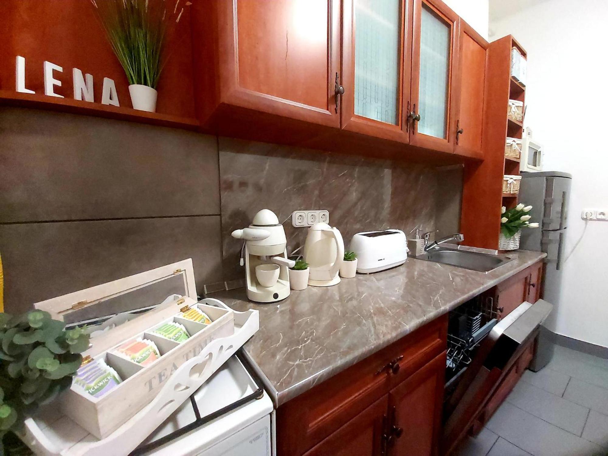 Lena Apartman - เอ็กเกอร์ ภายนอก รูปภาพ