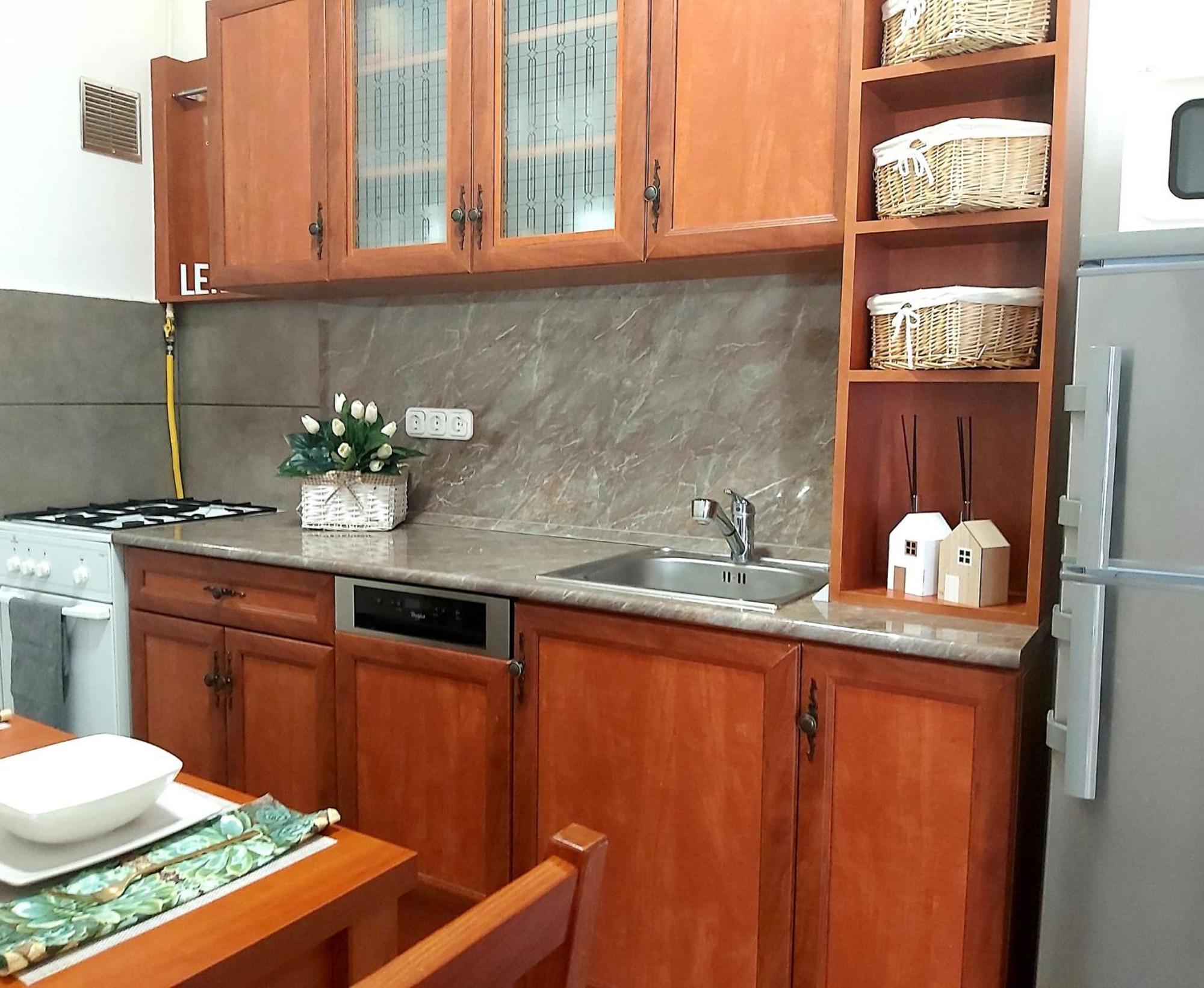 Lena Apartman - เอ็กเกอร์ ภายนอก รูปภาพ